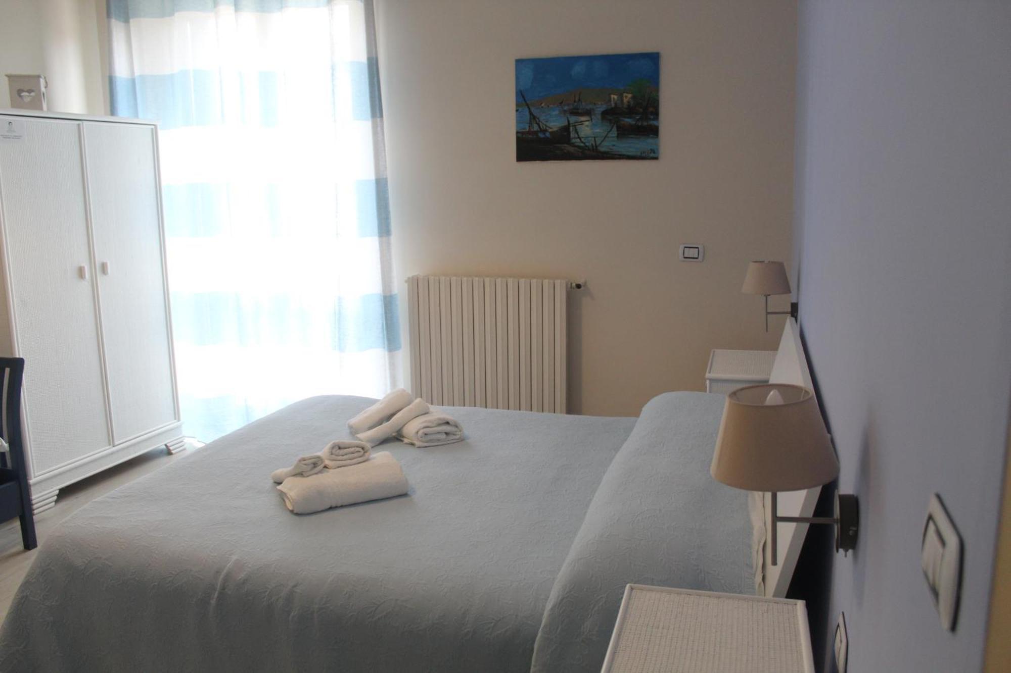 Donna Melina Bed & Breakfast Mileto Luaran gambar