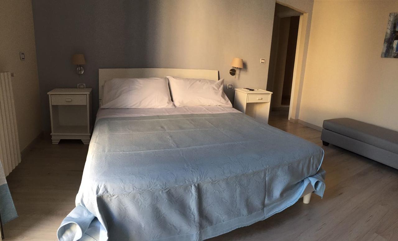 Donna Melina Bed & Breakfast Mileto Luaran gambar